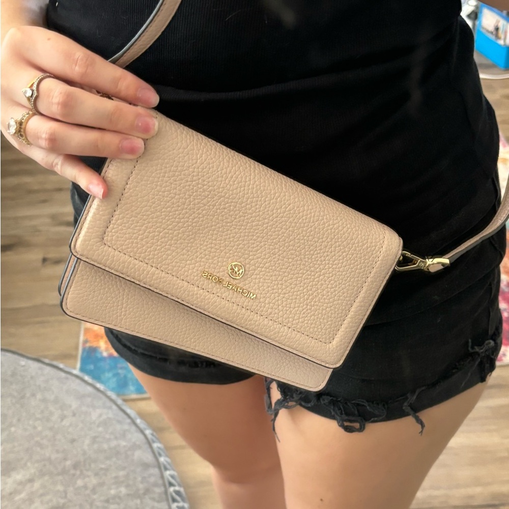 Michael Kors Crossbody
